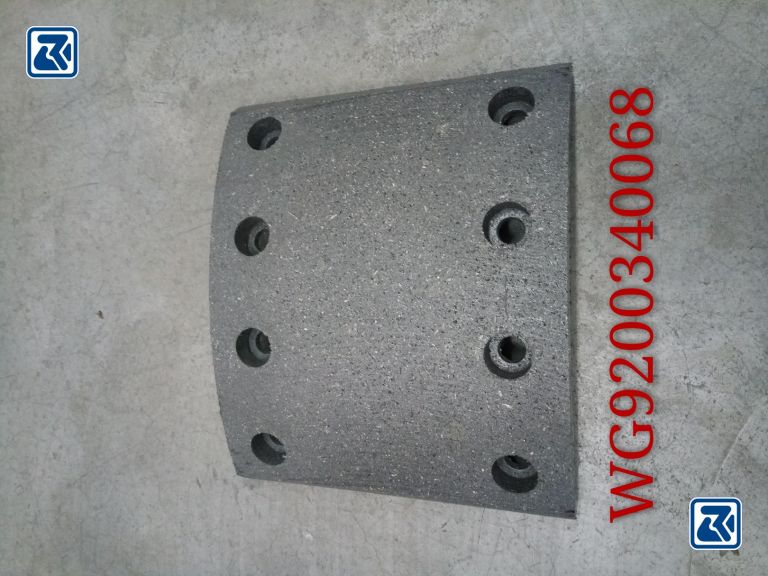 Plaquettes de frein pour camions-citernes HOWO