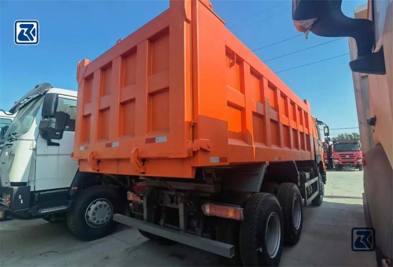 HOWO 6X4 dump truck For Sale