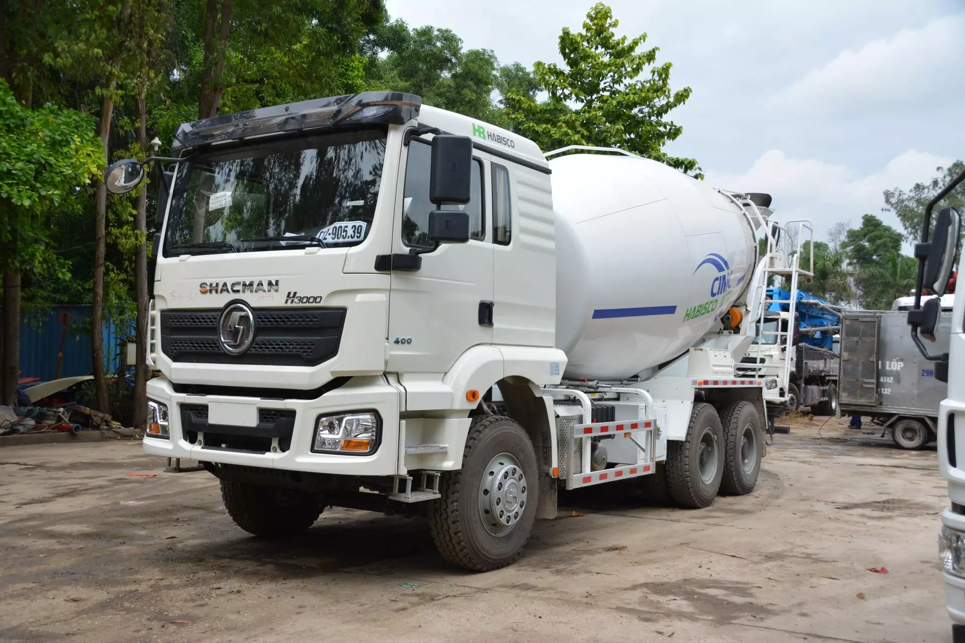 SHACMAN H3000 Camion mélangeur 6X4