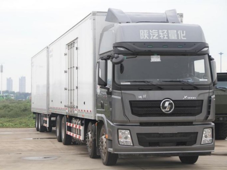 SHACMAN X3000 Lorry Truck 6X4 (1)