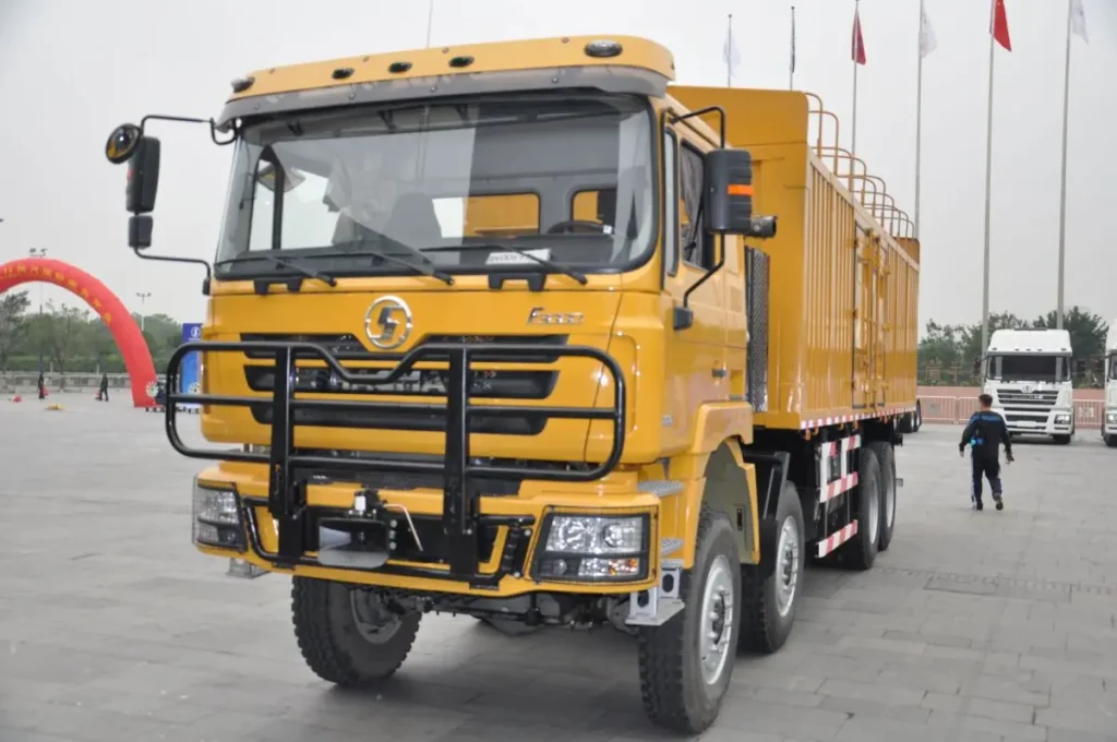 Quelle est la différence entre Shacman F3000 et X3000 ?